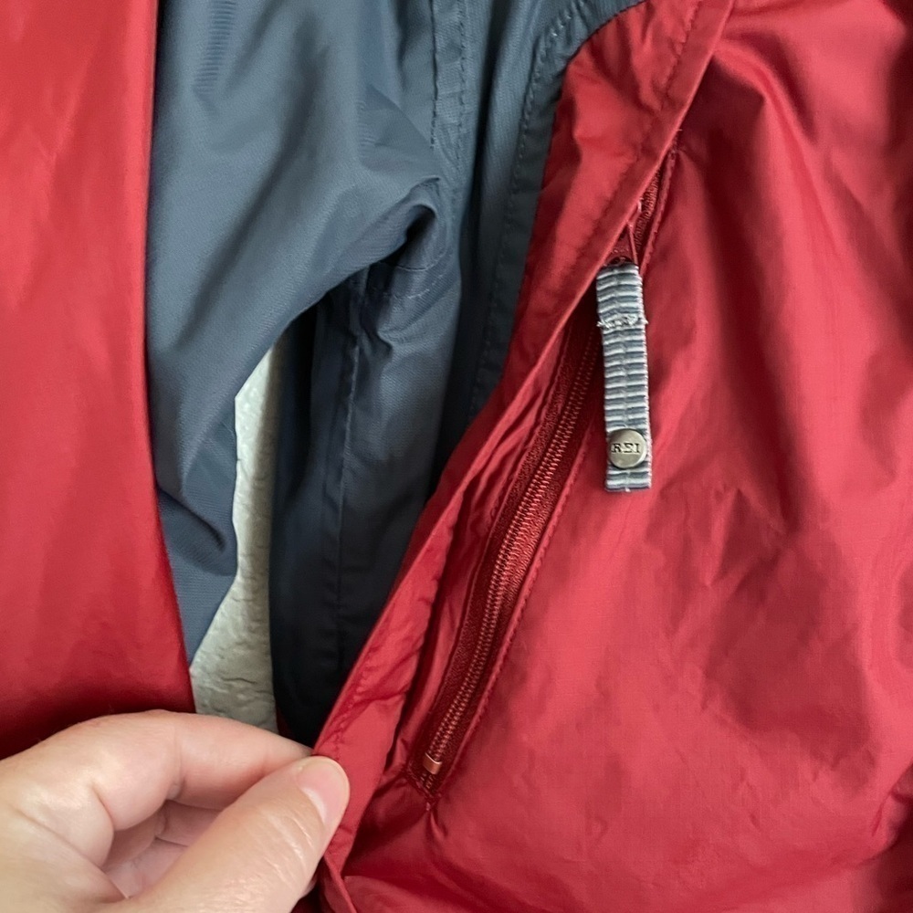 REI Elements Youth Windbreaker Jacket XS 4-5 Red Grey - Picture 6 of 13